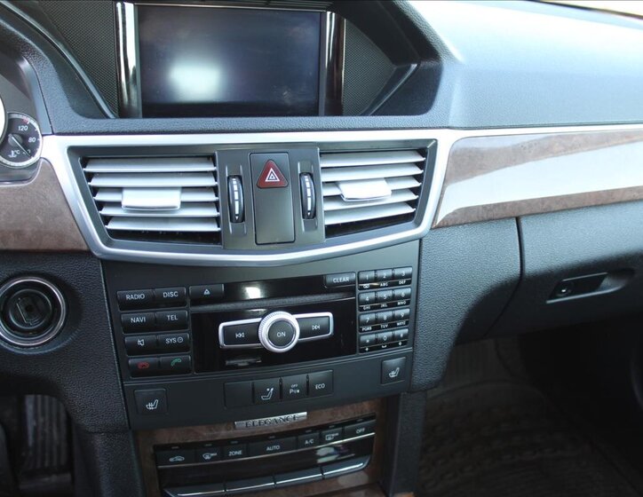 Mercedes-Benz Třídy E Kombi 2,1 l 125 kw