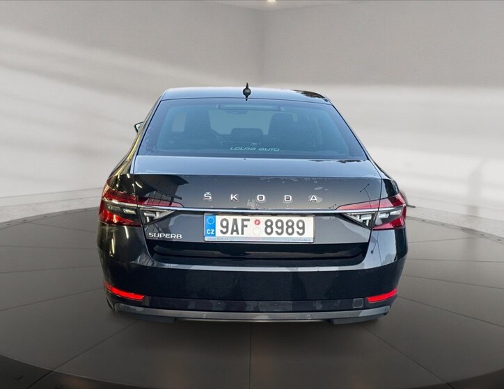 Škoda Superb Liftback 2,0 l 110 kw