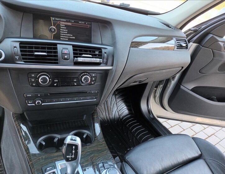 BMW X3 SUV / Terénní 2,0 l 135 kw