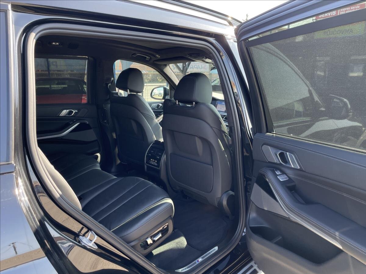 BMW X7 SUV / Terénní 3,0 l 195 kw