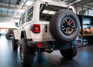 Jeep Wrangler Ostatní 6,4 l 350 kw