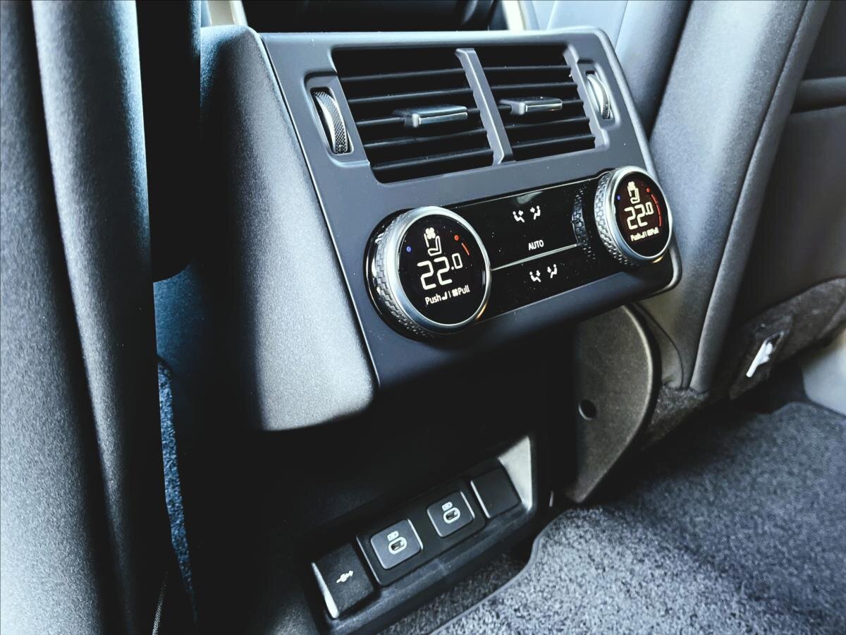 Land Rover Discovery SUV / Terénní 3,0 l 184 kw