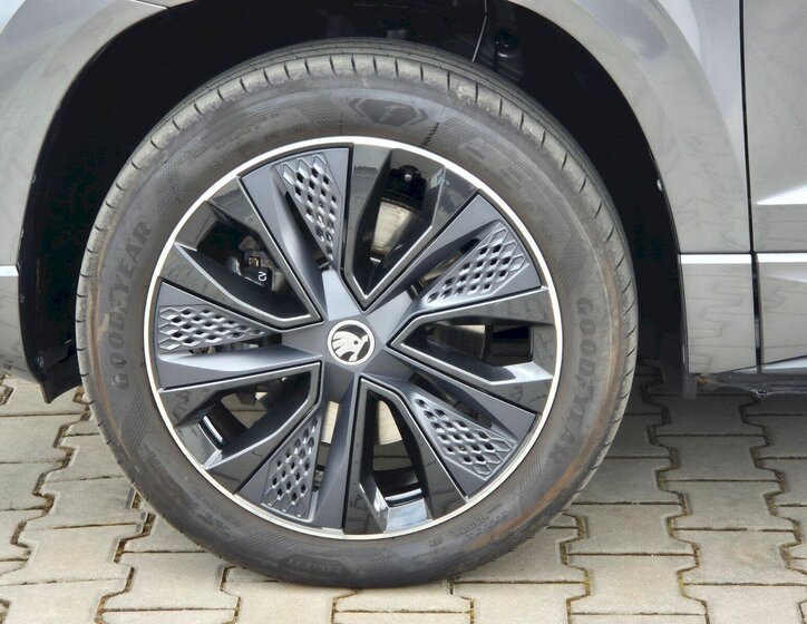 Škoda Karoq SUV / Terénní 1,5 l 110 kw