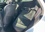 Lexus LBX Kombi 1,5 l 67 kw