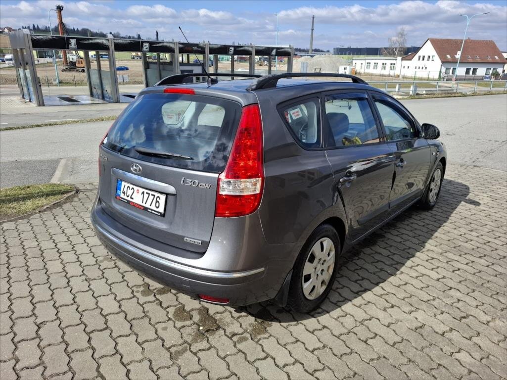 Hyundai i30 Kombi 1,6 l 84 kw