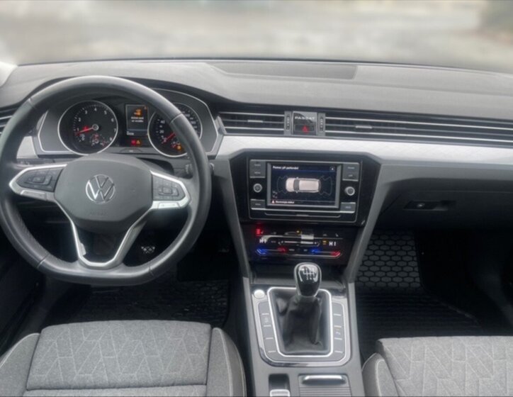 Volkswagen Passat Kombi 1,5 l 110 kw