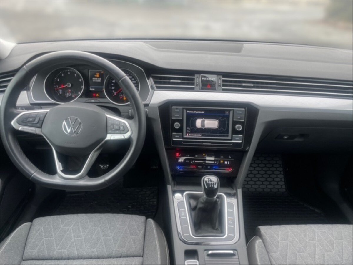 Volkswagen Passat Kombi 1,5 l 110 kw