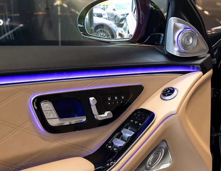 Mercedes-Benz Ostatní 33