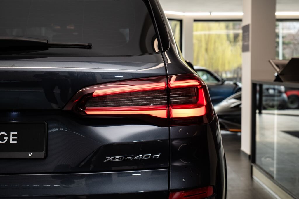 BMW X5 SUV / Terénní 3,0 l 250 kw