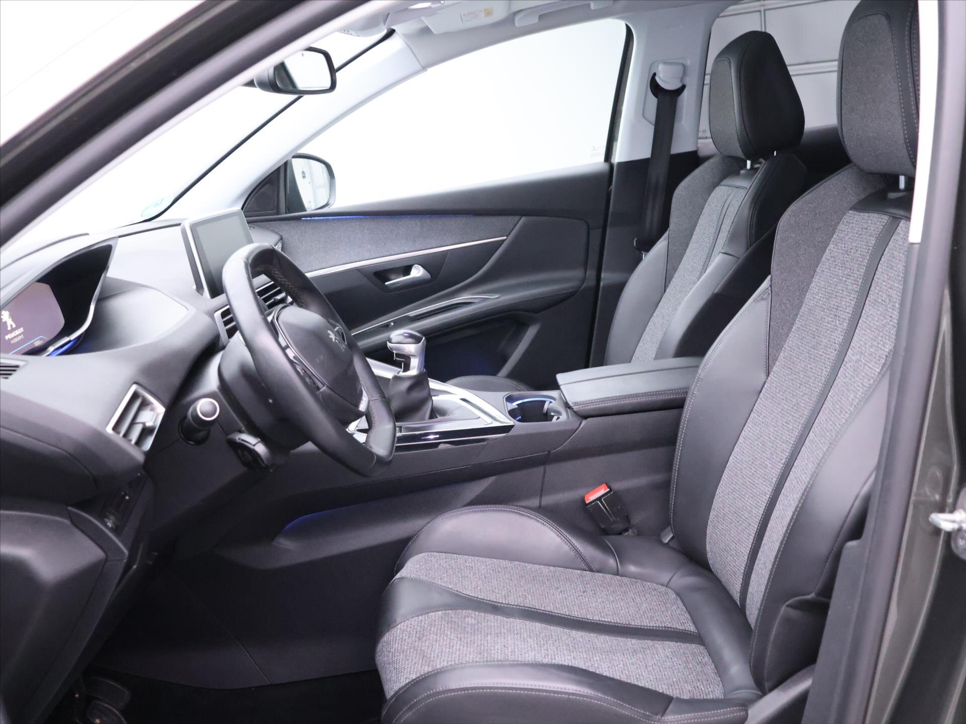 Peugeot 3008 SUV / Terénní 1,2 l 96 kw