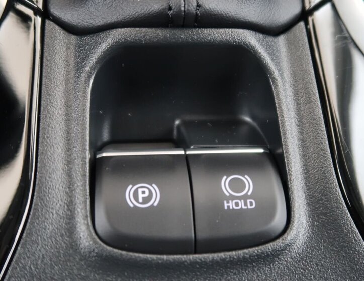 Toyota Corolla Sedan / Limuzína 1,8 l 72 kw