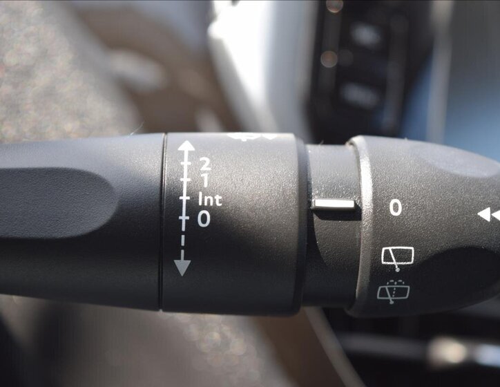 Peugeot 208 Hatchback 1,4 l 50 kw