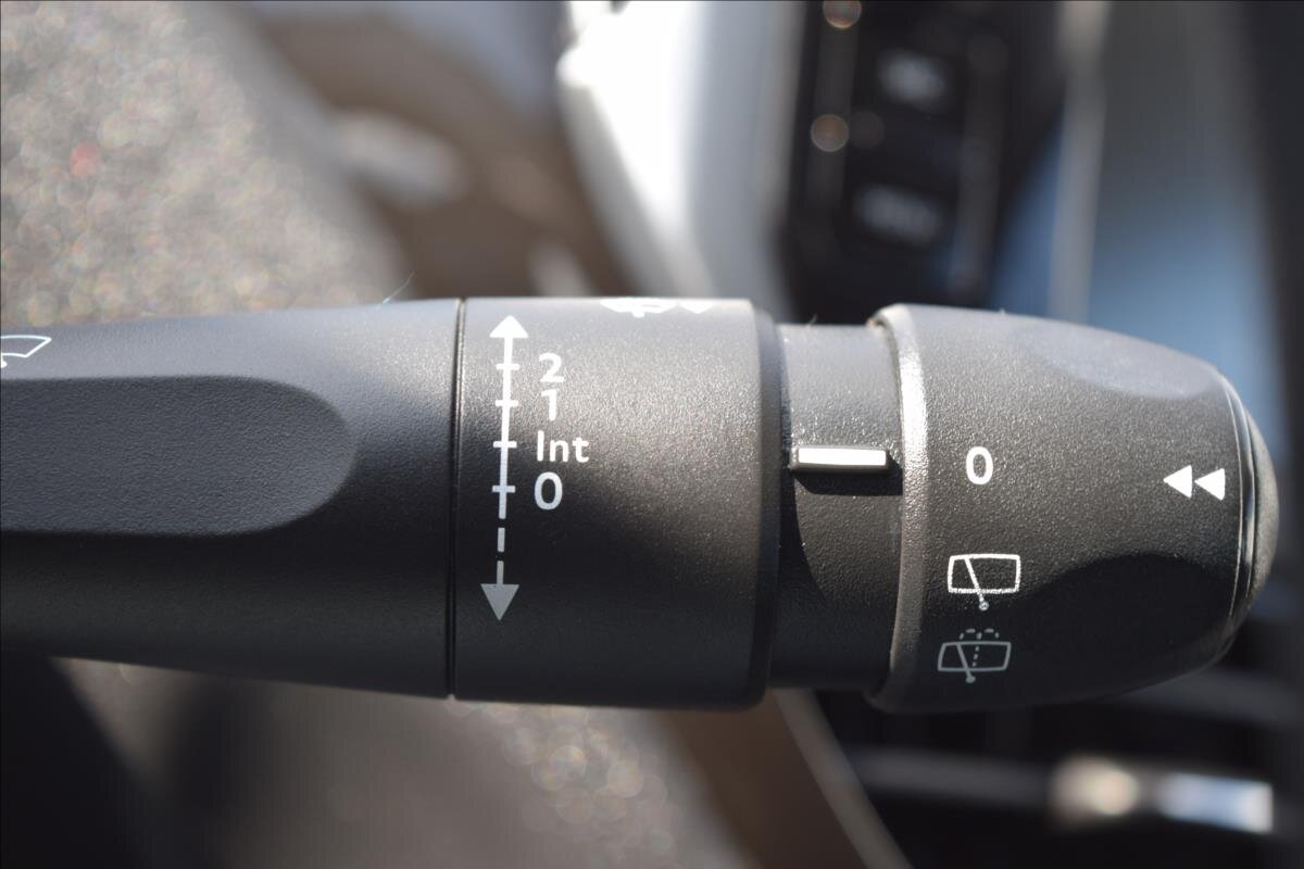 Peugeot 208 Hatchback 1,4 l 50 kw