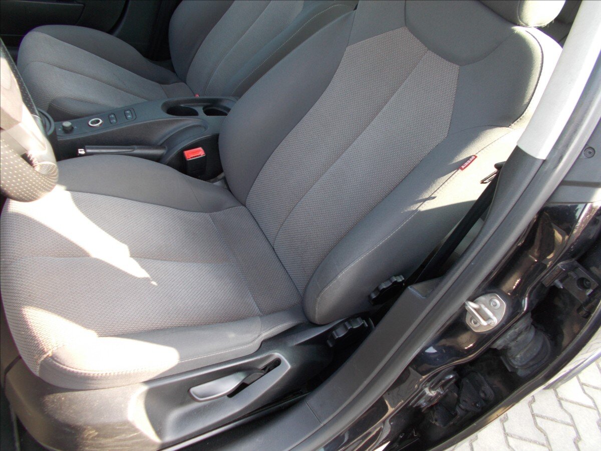 Seat Leon Hatchback 1,4 l 92 kw