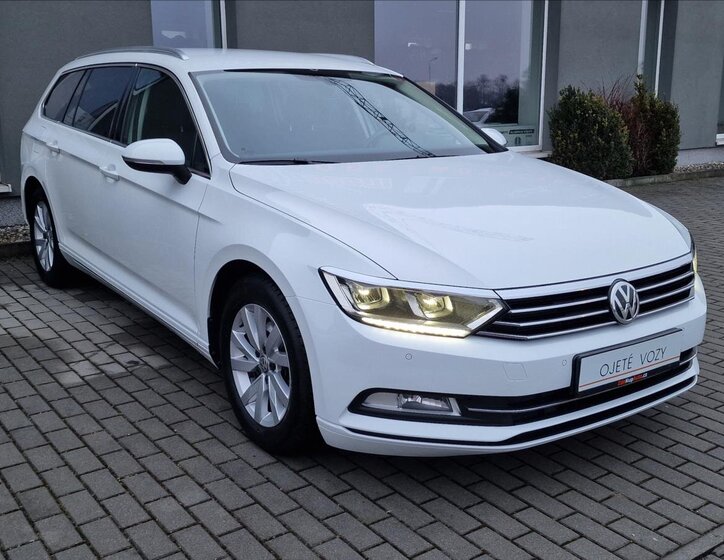 Volkswagen Passat Kombi 1,4 l 110 kw