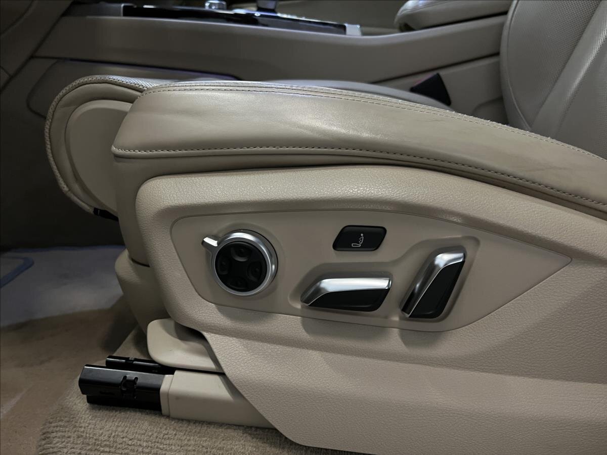 Audi Q7 SUV 3,0 l 200 kw