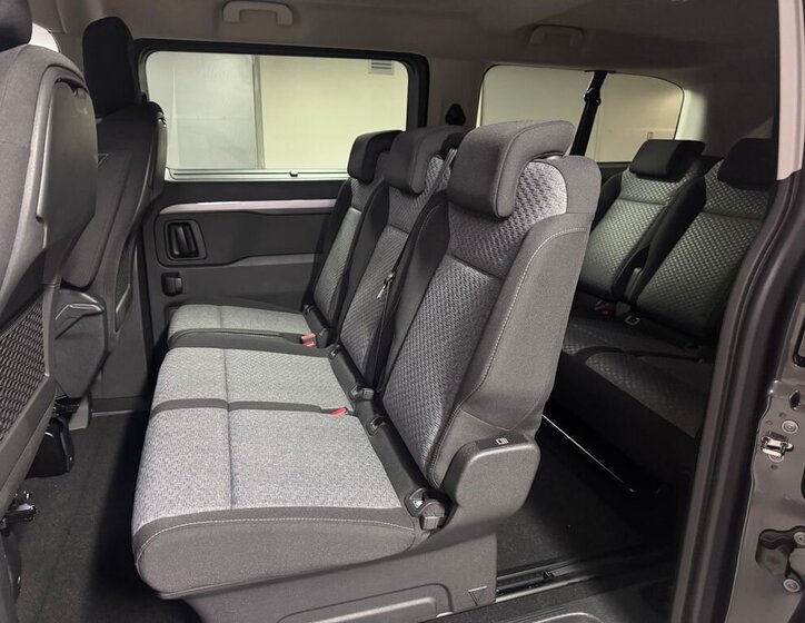 Toyota ProAce Verso 10