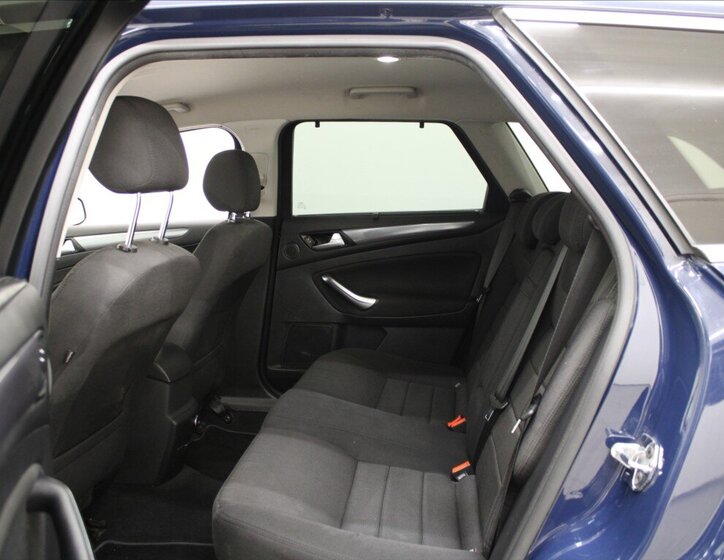 Ford Mondeo Kombi 2,0 l 103 kw