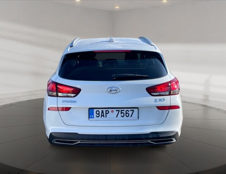 Hyundai i30 Kombi 998,0 88 kw