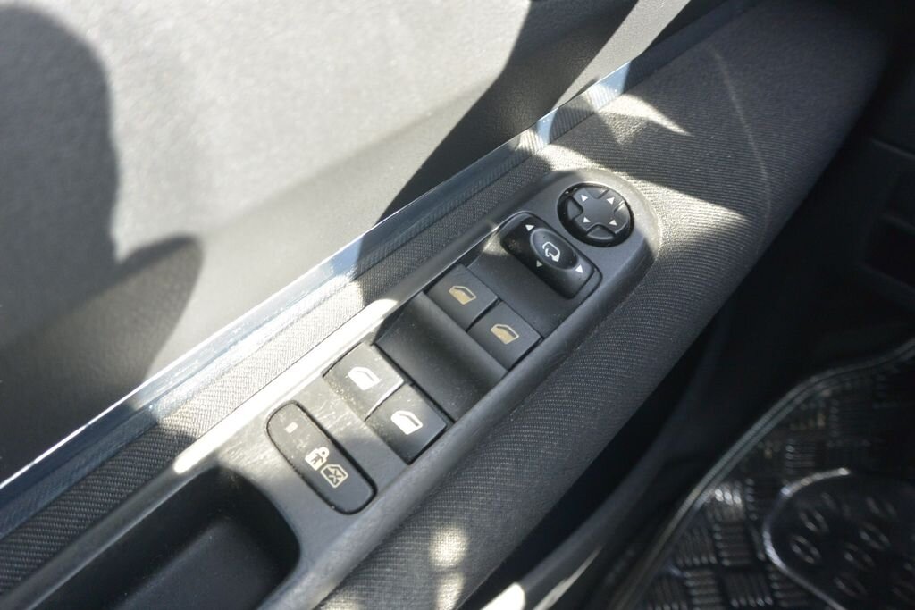 Peugeot 5008 MPV 1,6 l 88 kw