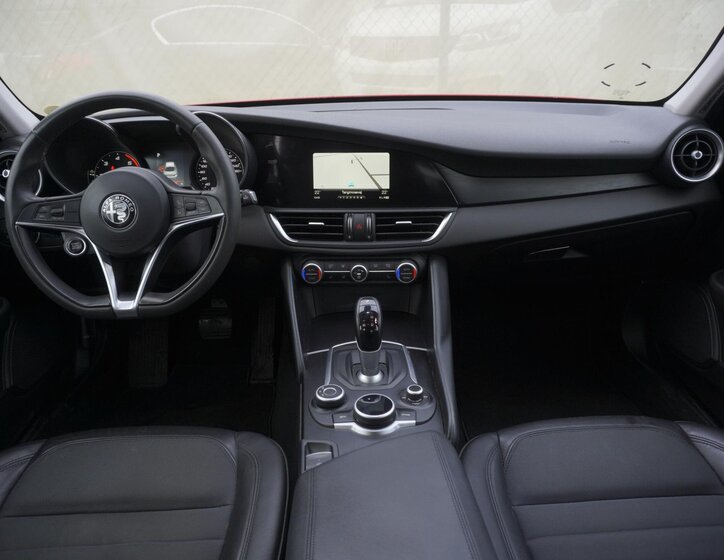 Alfa Romeo Giulia Liftback 2,1 l 132 kw