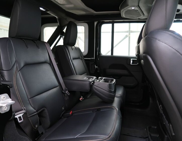 Jeep Wrangler SUV / Terénní 2,0 l 200 kw