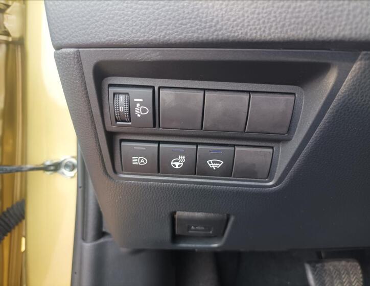 Toyota Yaris Cross 10