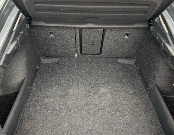 Škoda Octavia Sedan / Limuzína 1,5 l 110 kw