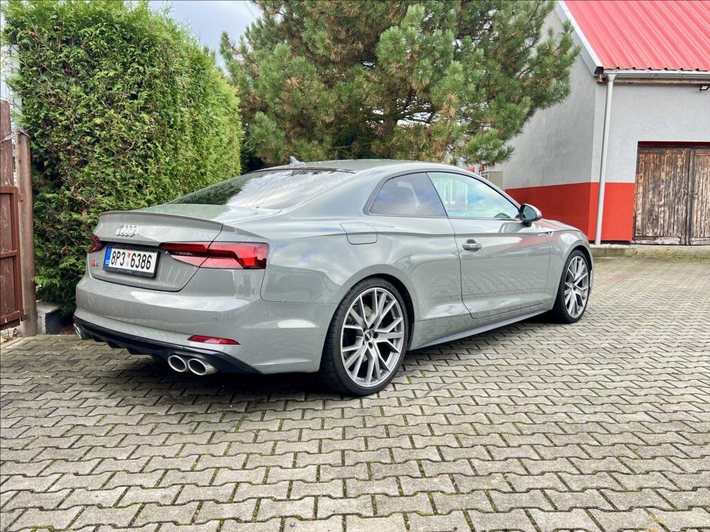Audi S5 Kupé 3,0 l 255 kw