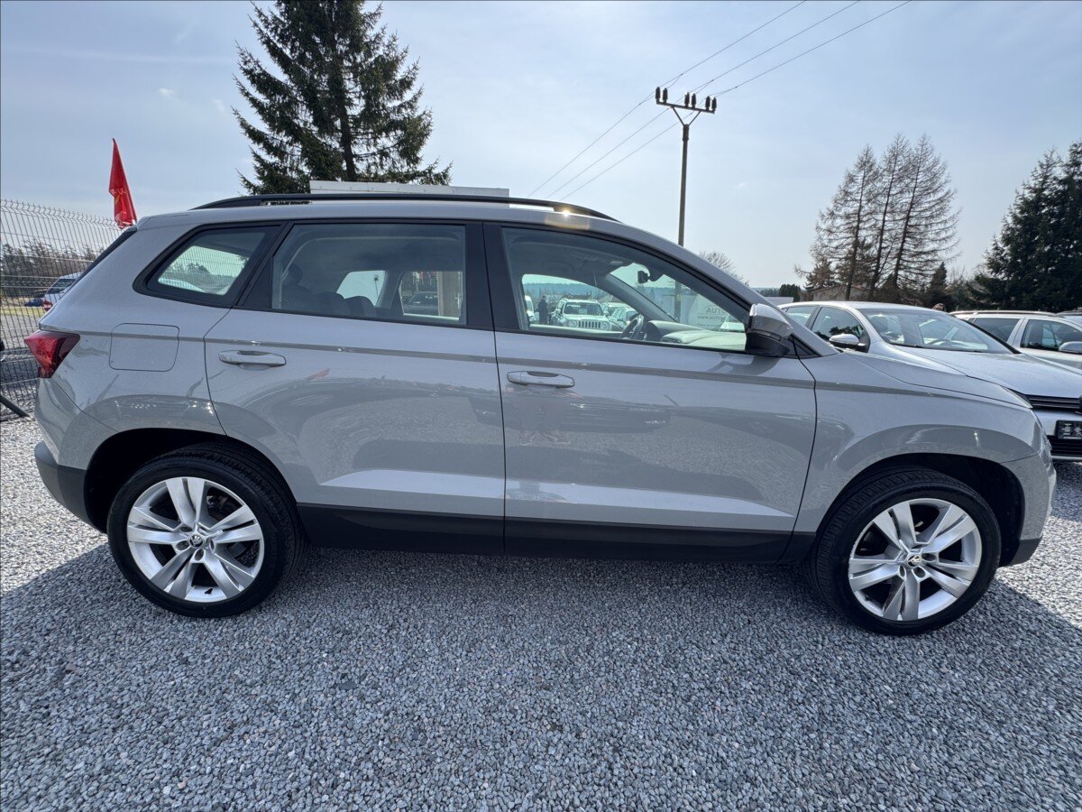 Škoda Karoq Kombi 1,6 l 85 kw