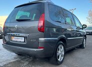 Peugeot 807 MPV 2,0 l 120 kw