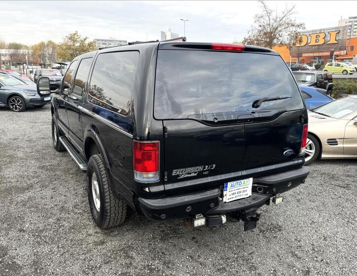 Ford Excursion 6