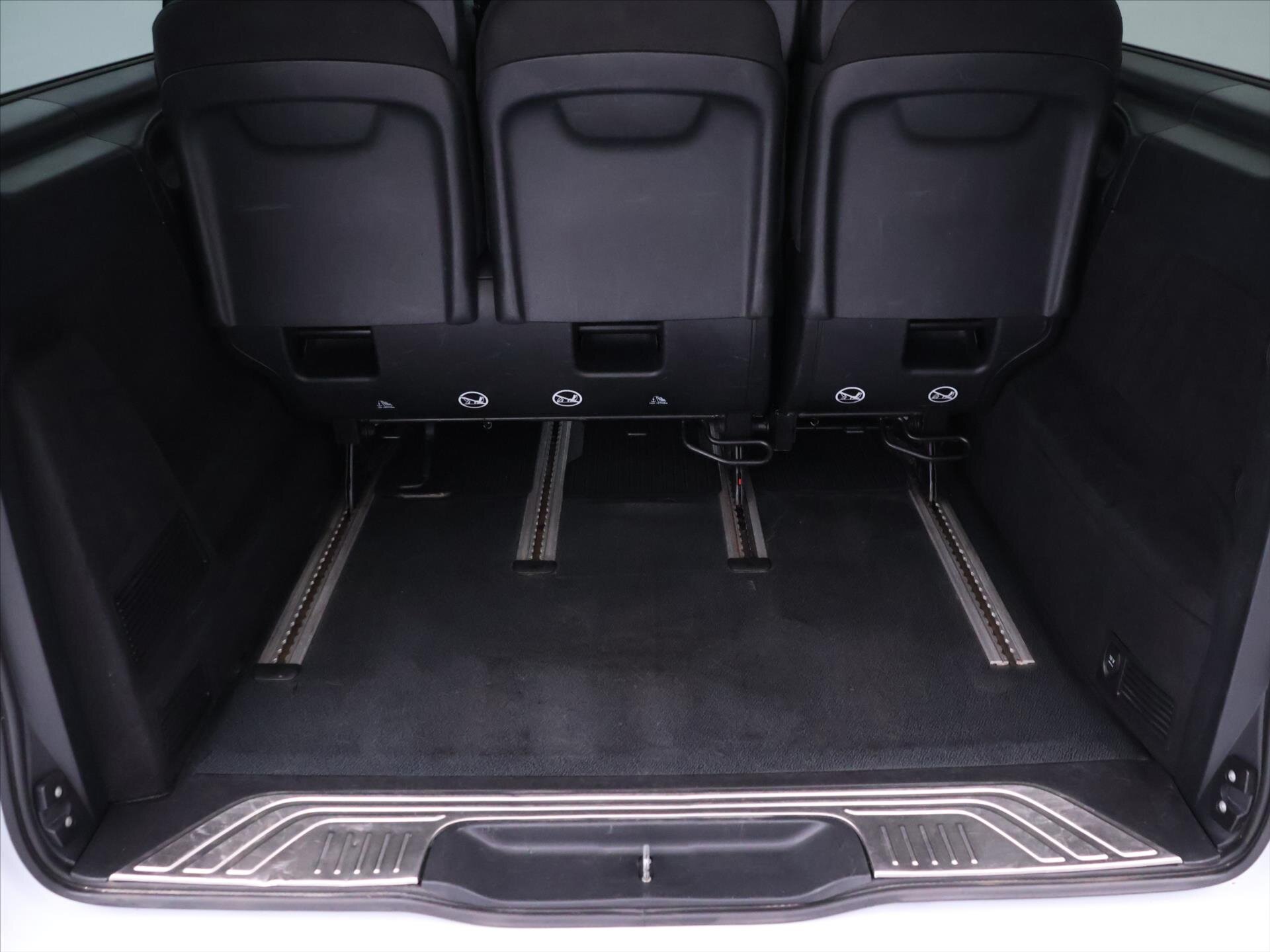 Mercedes-Benz Třídy V Kombi 2,1 l 140 kw