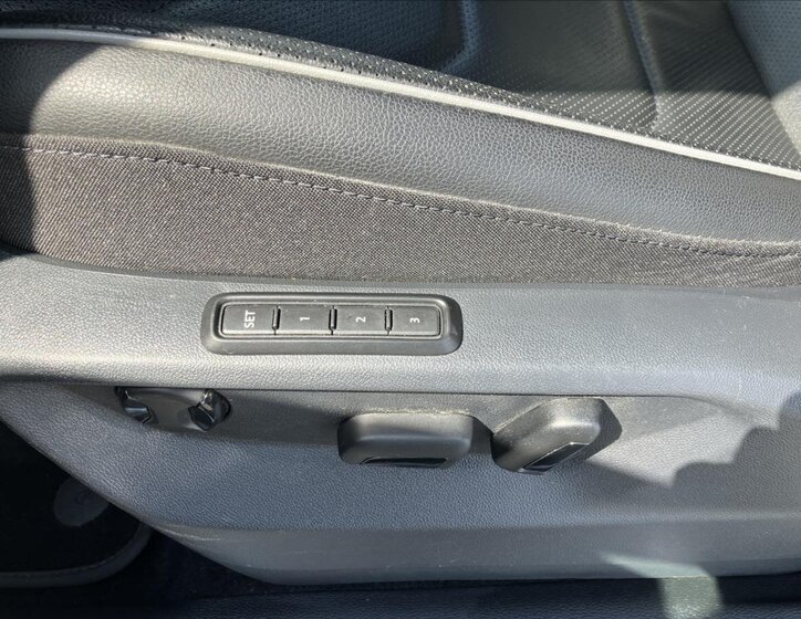 Volkswagen Tiguan SUV / Terénní 2,0 l 110 kw