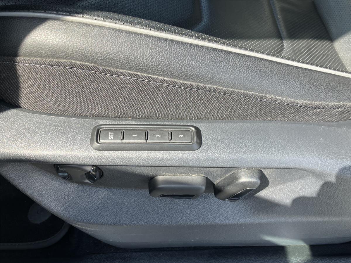 Volkswagen Tiguan SUV / Terénní 2,0 l 110 kw