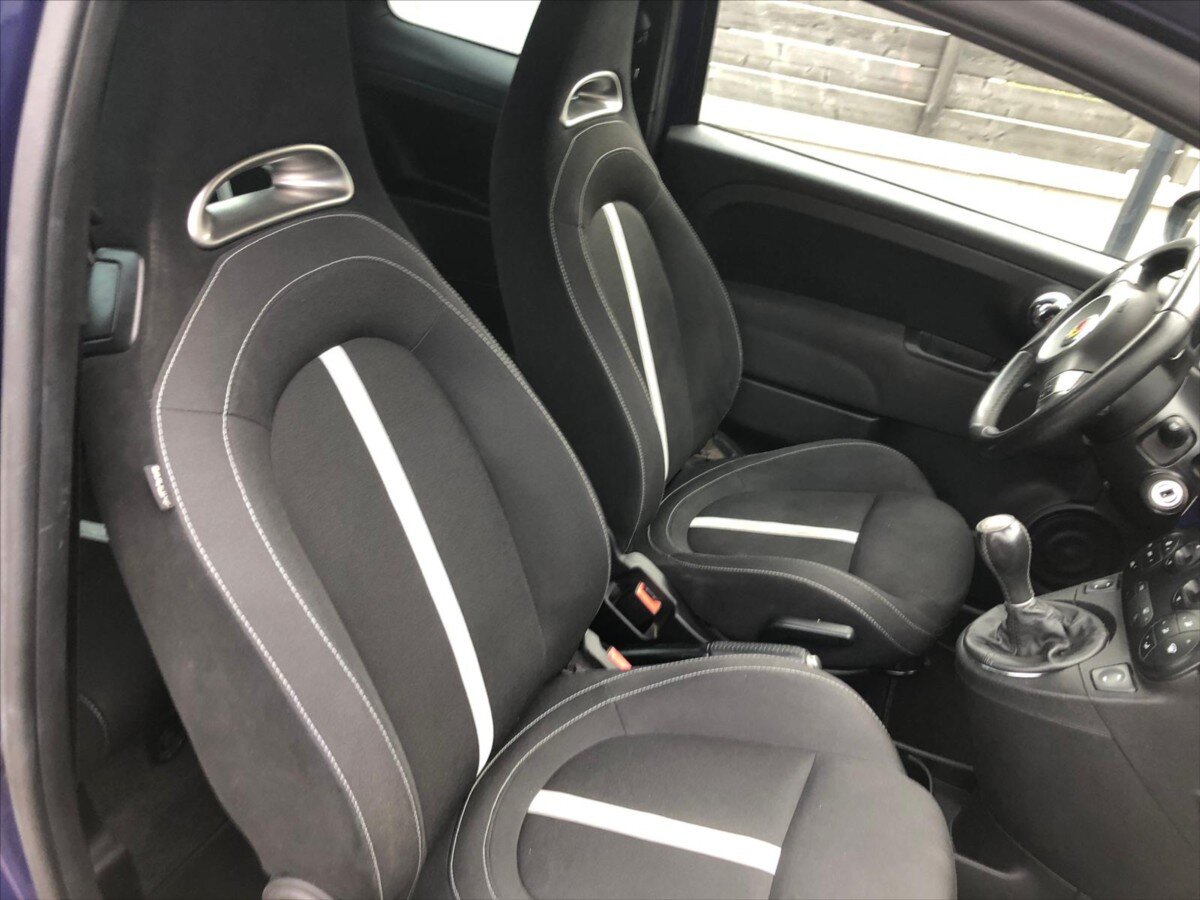 Fiat 500 Hatchback 1,4 l 103 kw