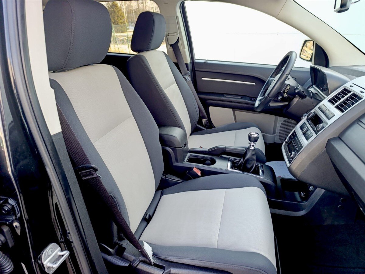 Dodge Journey SUV 2,0 l 103 kw