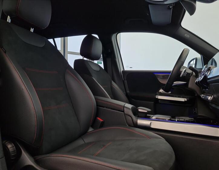 Mercedes-Benz GLB 15