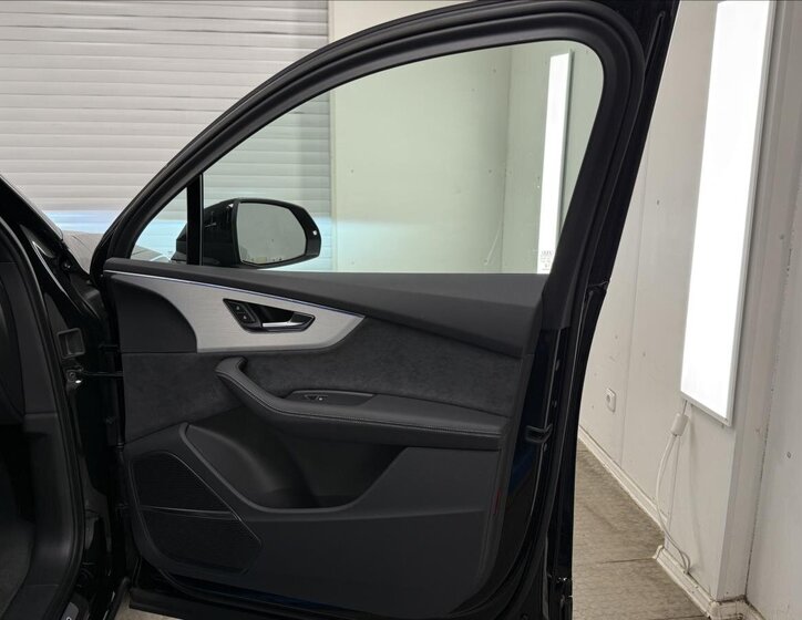 Audi Q7 SUV 3,0 l 210 kw