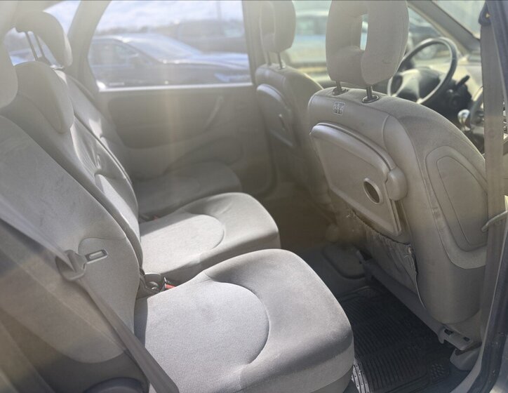 Citroën Xsara Picasso Kombi 1,6 l 70 kw