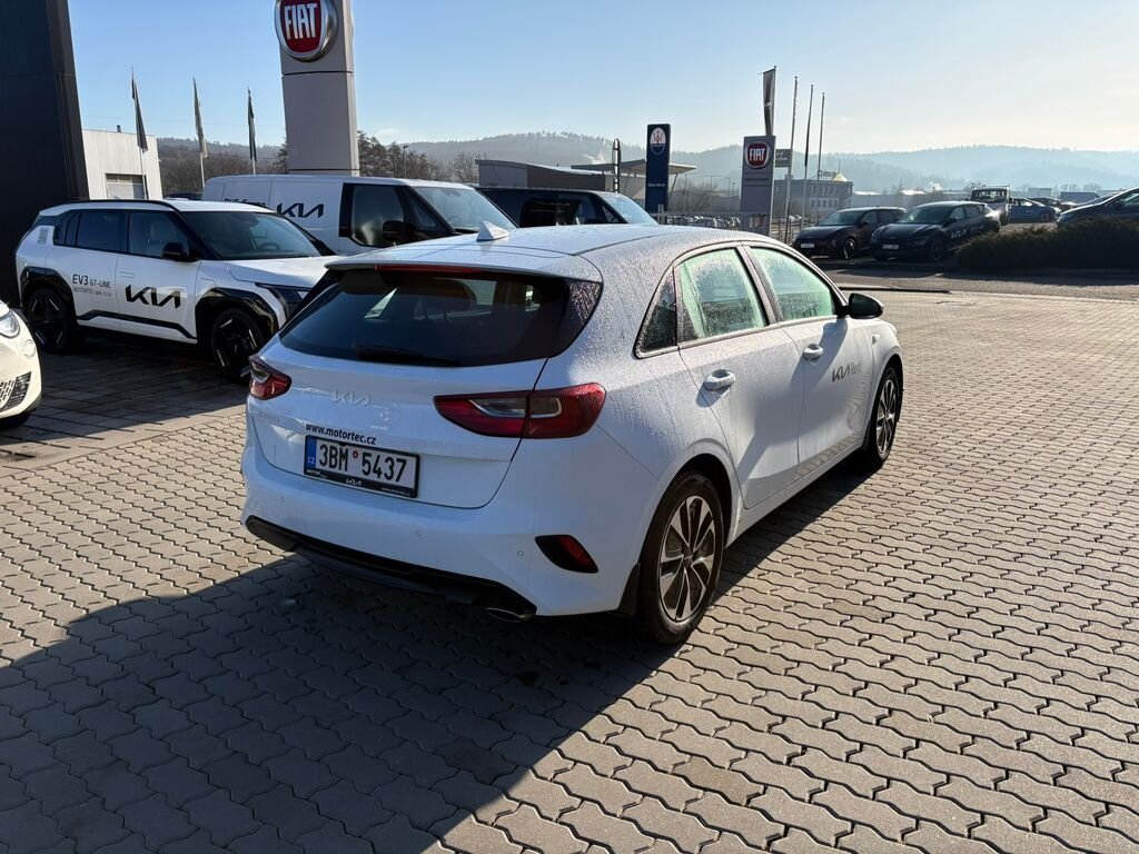KIA Ceed Hatchback 1,5 l 103 kw