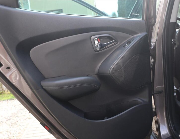 Hyundai ix35 SUV / Terénní 1,7 l 85 kw