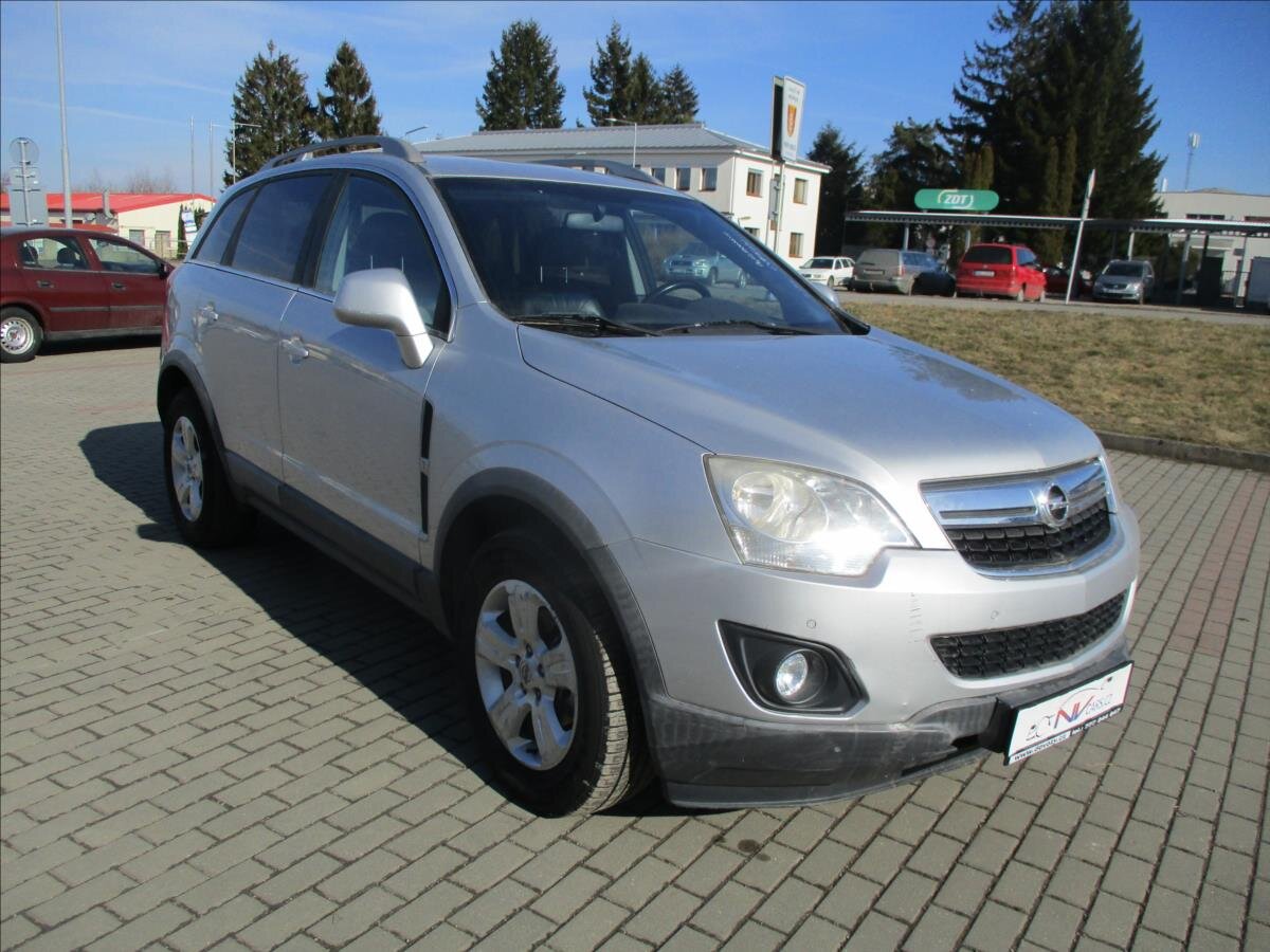 Opel Antara SUV 2,2 l 120 kw