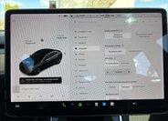 Tesla Model 3 21