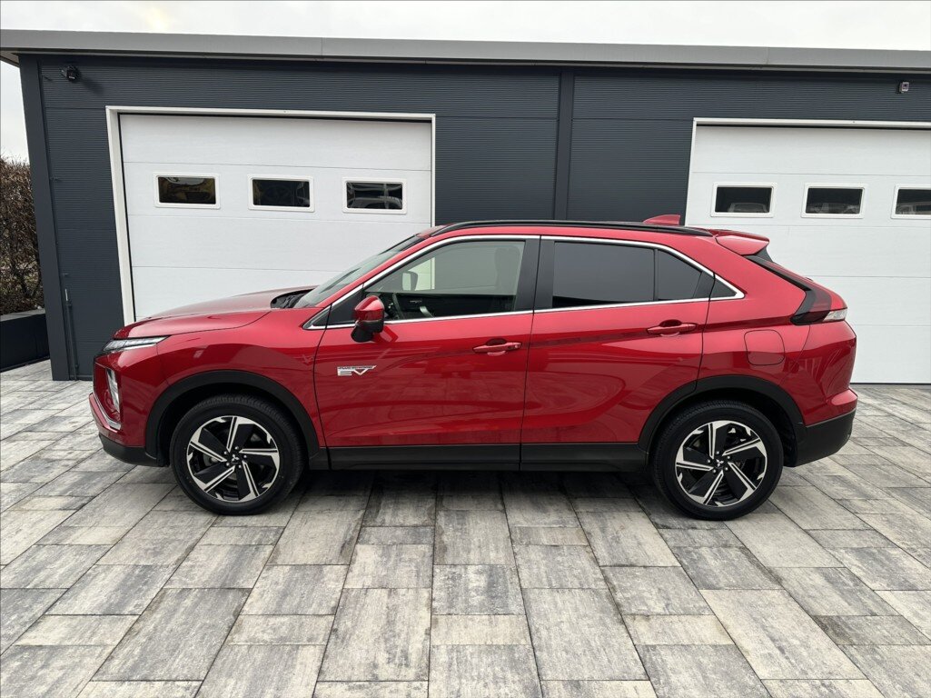 Mitsubishi Eclipse Cross SUV / Terénní 2,4 l 138 kw