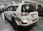 Mitsubishi Outlander SUV / Terénní 2,2 l 115 kw