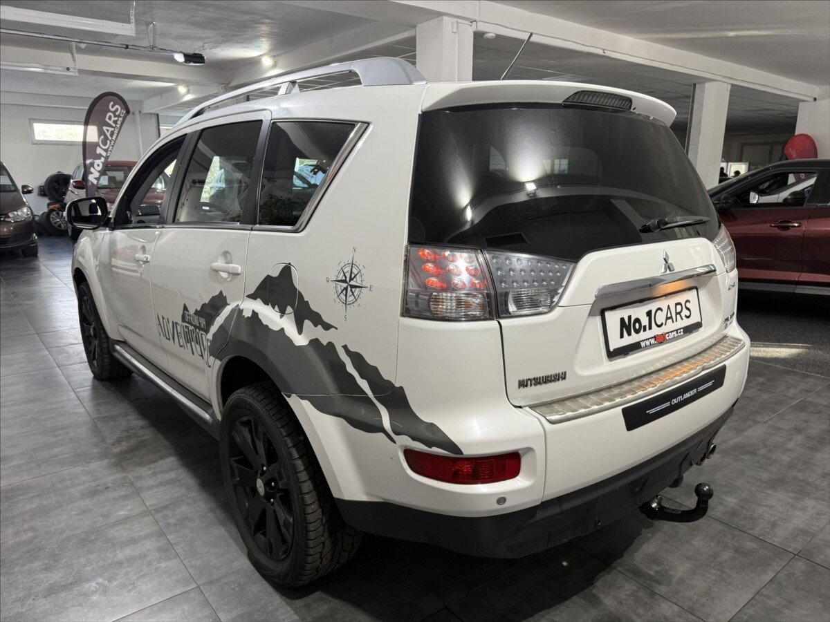 Mitsubishi Outlander SUV / Terénní 2,2 l 115 kw
