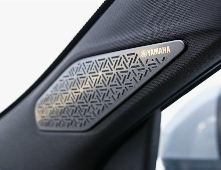 Mitsubishi Outlander SUV 2,4 l 225 kw