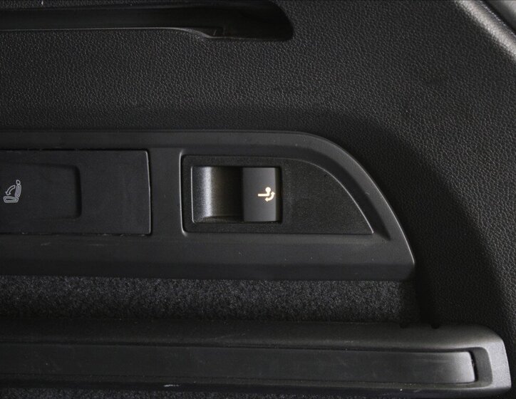 Škoda Kodiaq SUV / Terénní 1,5 l 110 kw