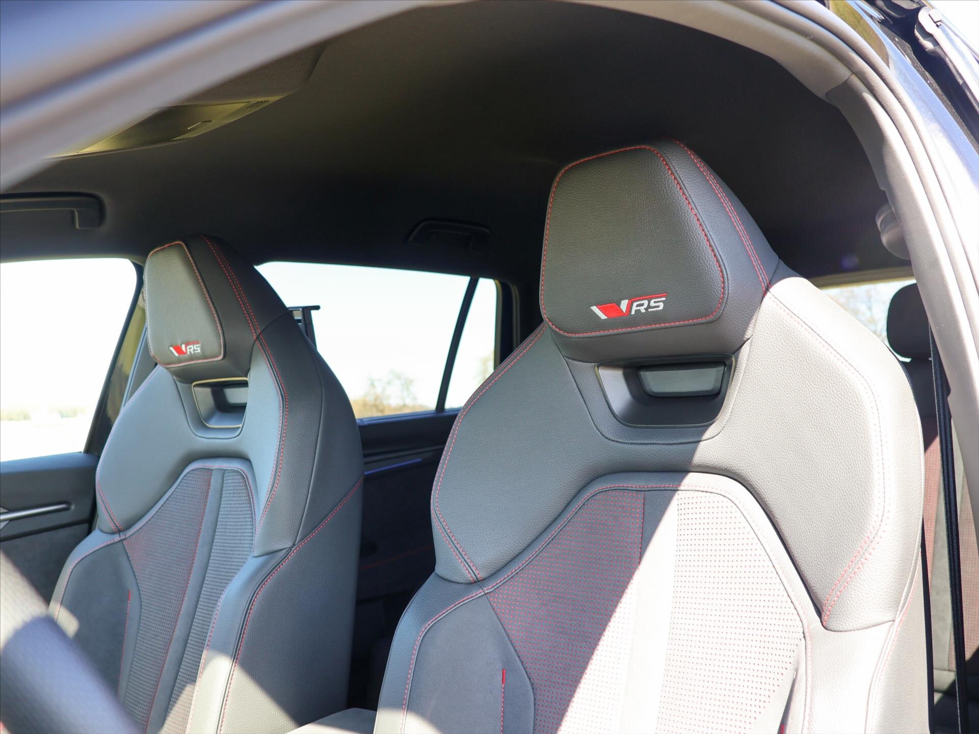 Škoda Kodiaq SUV / Terénní 2,0 l 195 kw